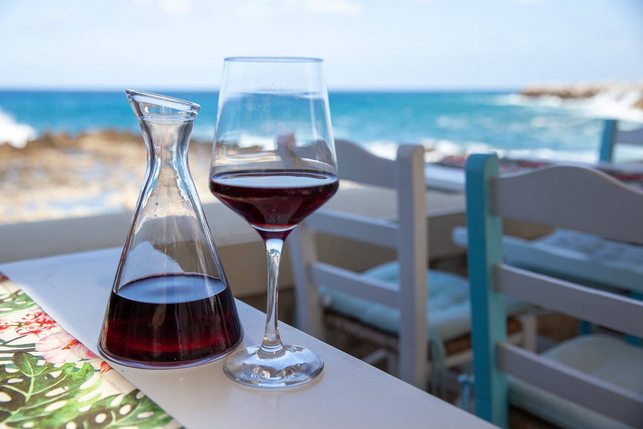 wine crete greece restaurant sea 5289442